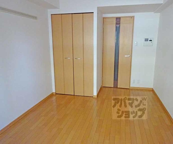 【プレサンス京都四条烏丸クロス】間取