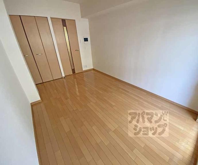 【プレサンス京都四条烏丸クロス】間取