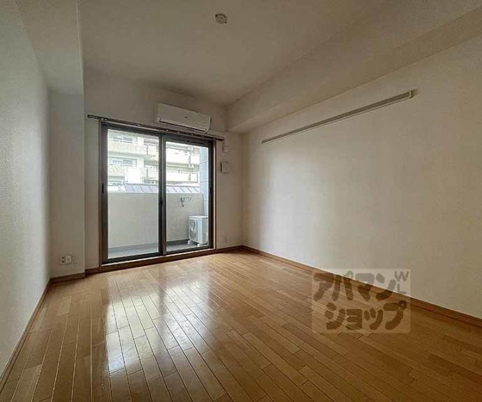 【プレサンス京都四条烏丸クロス】間取