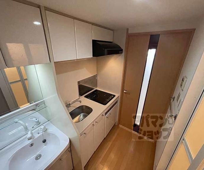 【プレサンス京都四条烏丸クロス】間取