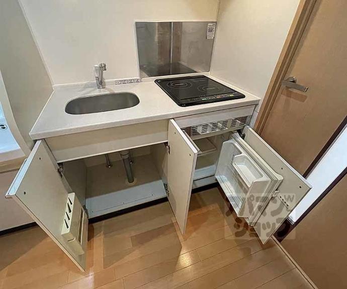 【プレサンス京都四条烏丸クロス】間取