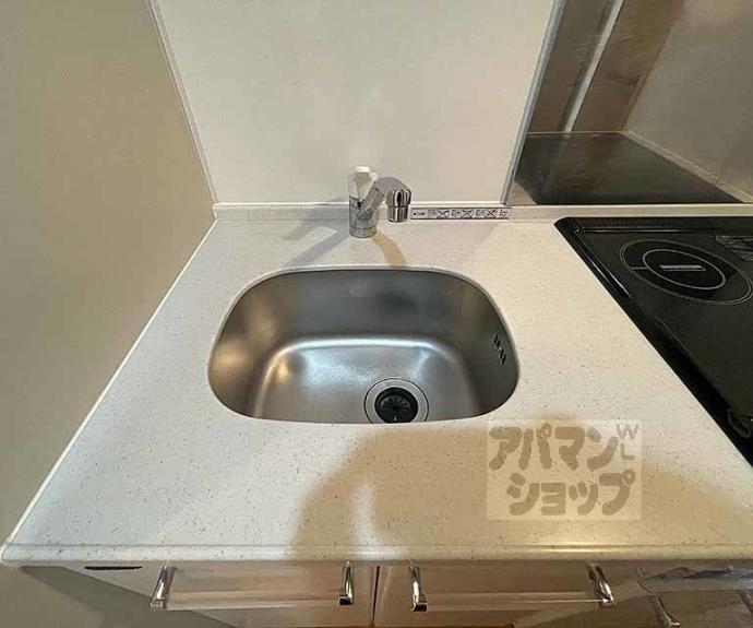 【プレサンス京都四条烏丸クロス】間取