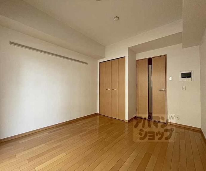 【プレサンス京都四条烏丸クロス】間取