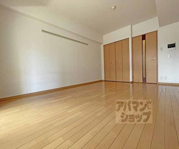 【プレサンス京都四条烏丸クロス】間取