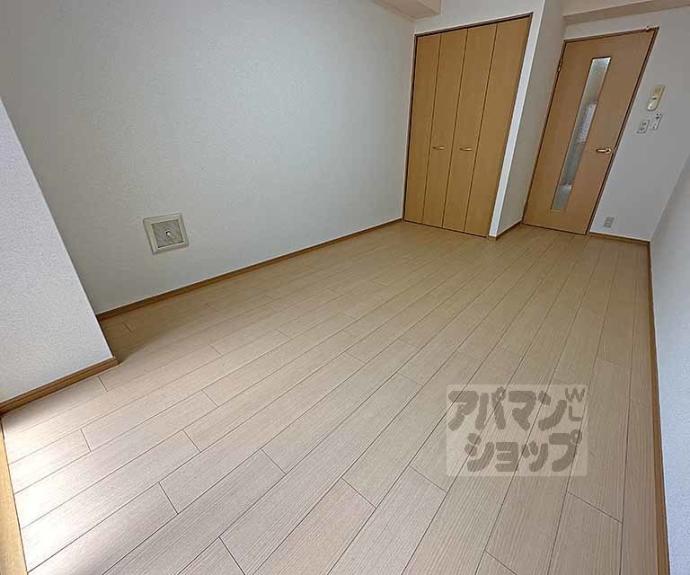 【ノーブルコート万寿寺】間取