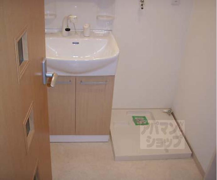 【ＡＲＫ洛央】間取