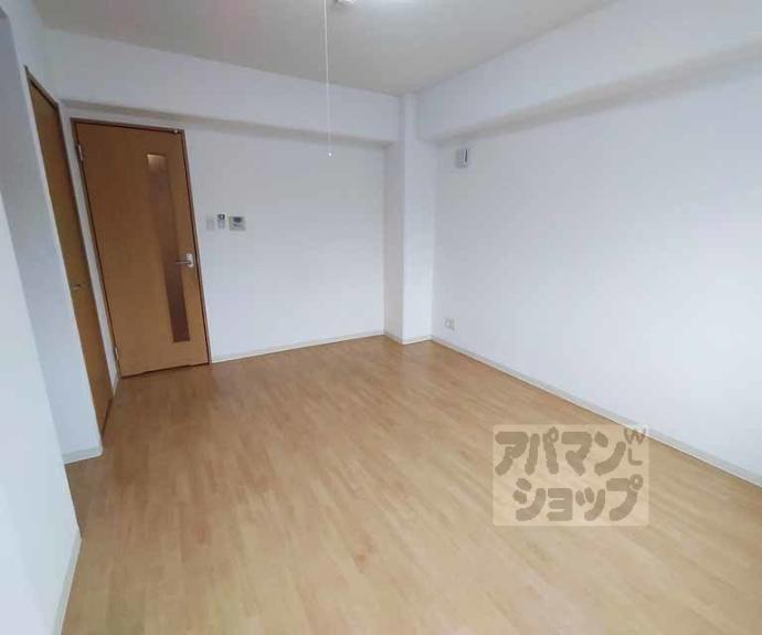 【ＡＲＫ洛央】間取