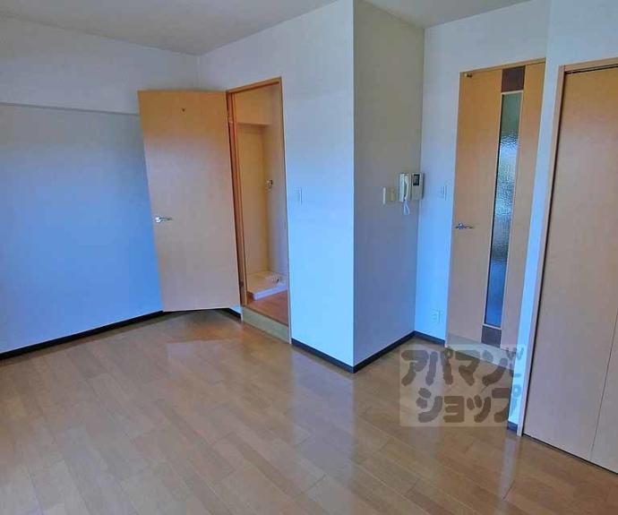 【プラザ五条鴨川】間取