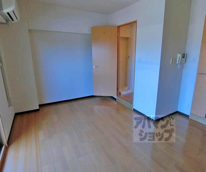 【プラザ五条鴨川】間取