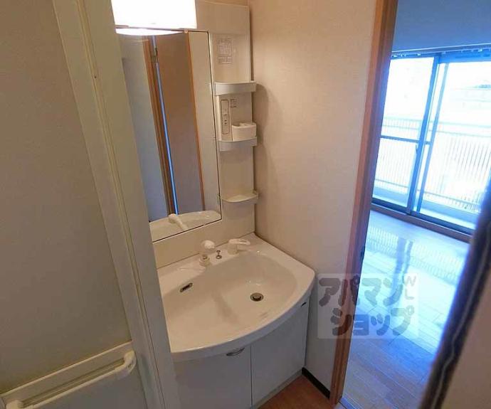 【プラザ五条鴨川】間取