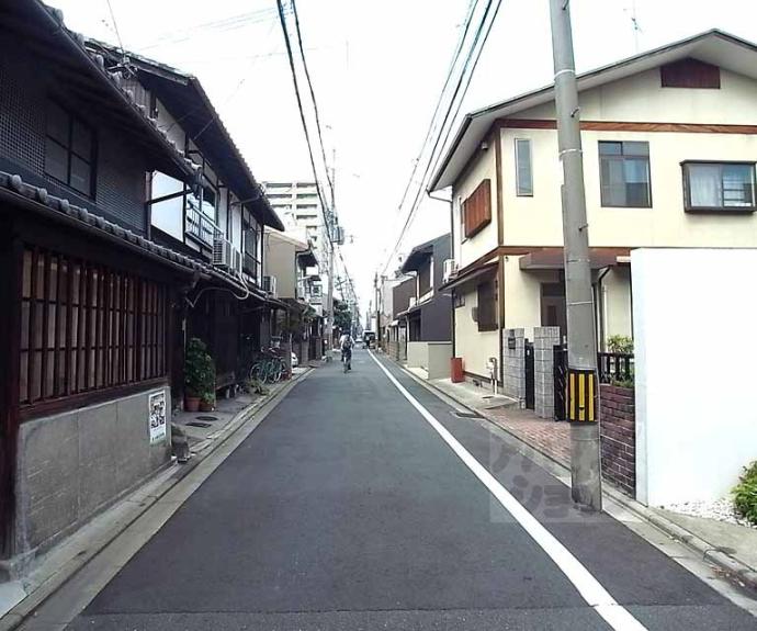 【メゾン綾小路】間取