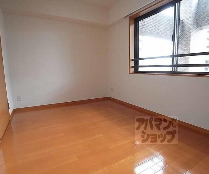 【リーガル京都二条城東】間取