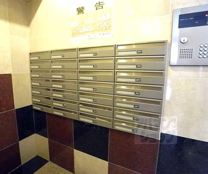 【ビレイユ眞英烏丸五条】間取