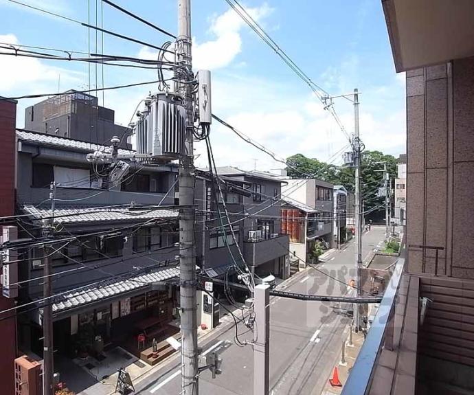 【クレール御所南】間取