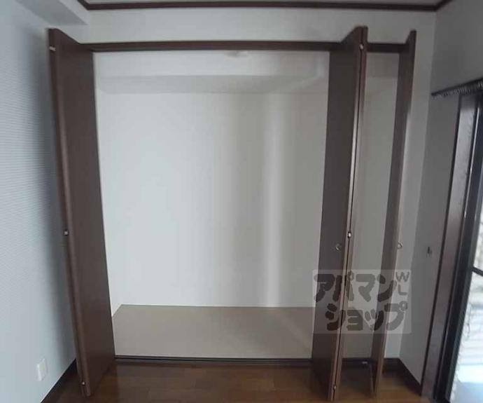 【クレール御所南】間取
