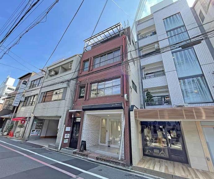 【ＦＯＲＣＥ　ＴＯＭＩＮＯＫＯＪＩ】間取