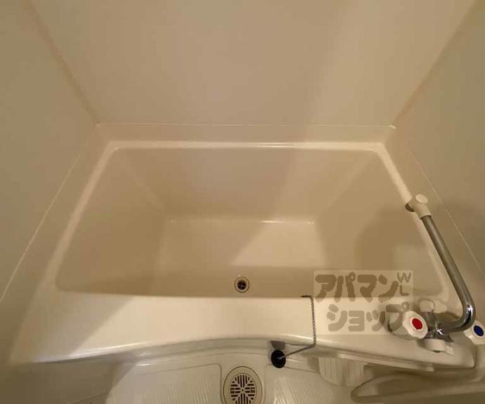 【三条ヴィラさわだ】間取