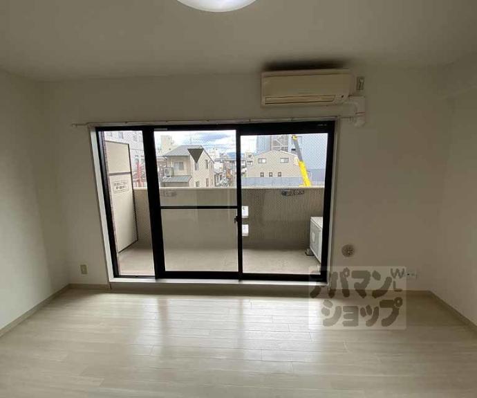 【三条ヴィラさわだ】間取