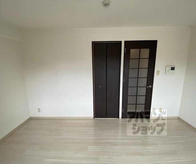 【三条ヴィラさわだ】間取