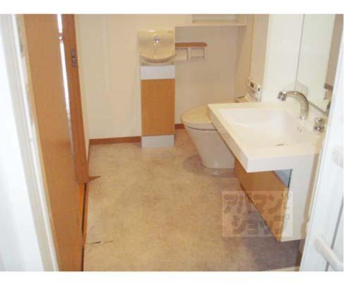 【ファヴィエ四条西洞院】間取