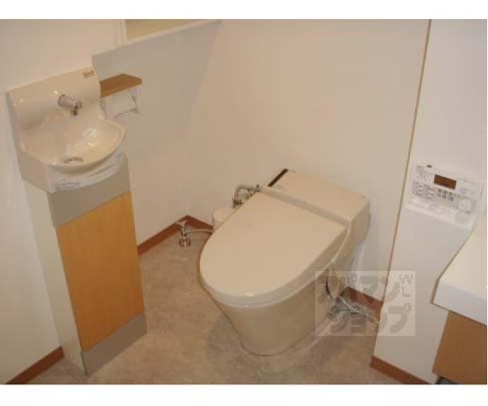 【ファヴィエ四条西洞院】間取