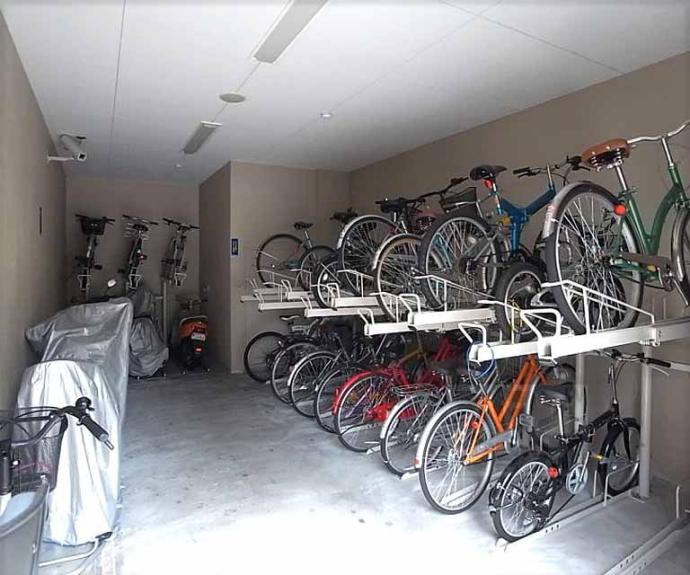 【アンビエント高辻通】