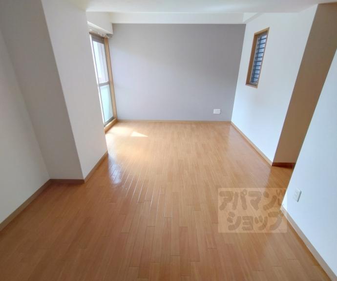 【シャトーあと村】間取