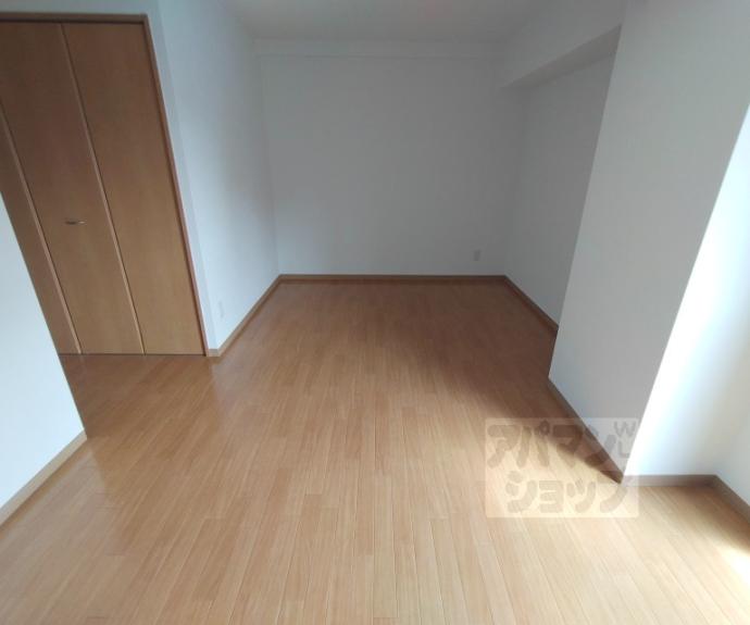 【シャトーあと村】間取