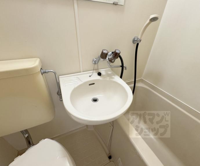 【ロッソ鳥清】間取