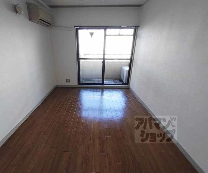 【グランバリュー御所南】間取