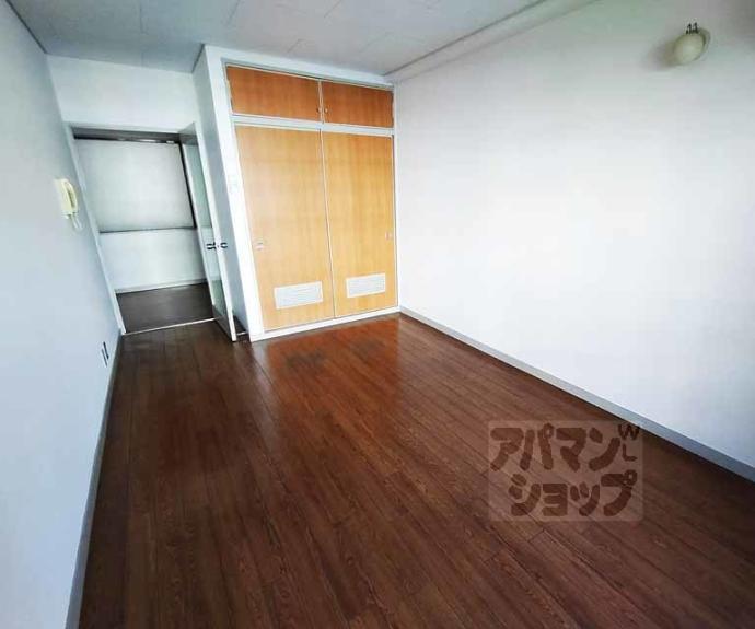 【グランバリュー御所南】間取