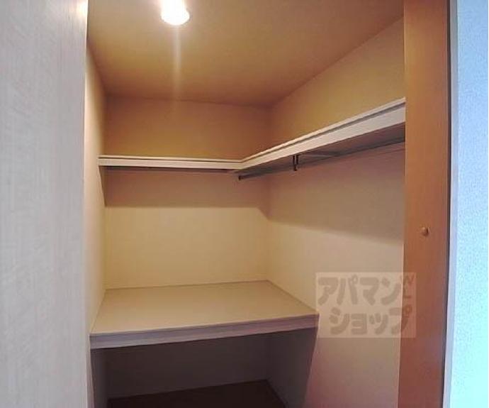 【ＲＯＨＪＩ　ＮＩＳＨＩＫＩ】間取