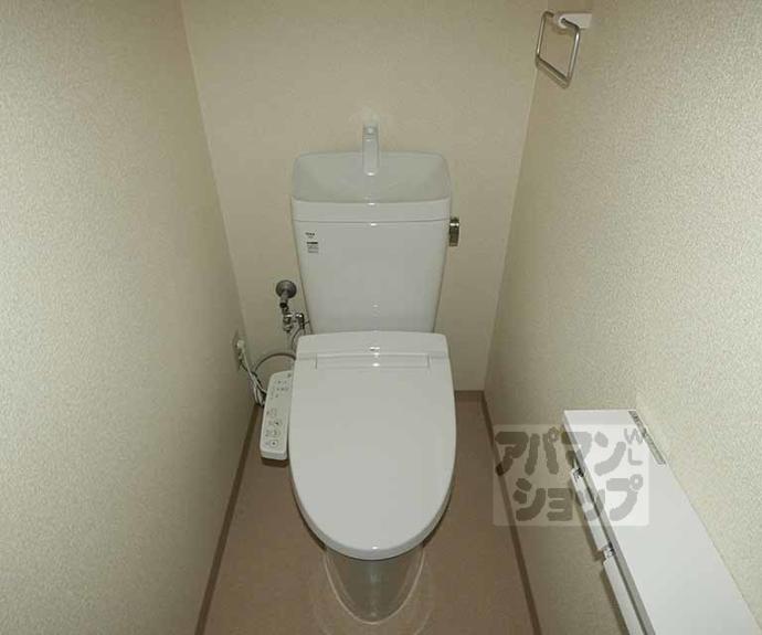 【Ｗｅｓｔ　Ｓｑｕａｒｅ】間取