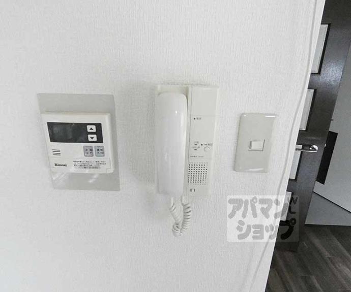 【Ｗｅｓｔ　Ｓｑｕａｒｅ】間取