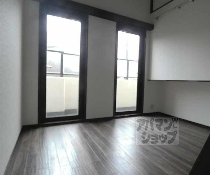 【Ｗｅｓｔ　Ｓｑｕａｒｅ】間取