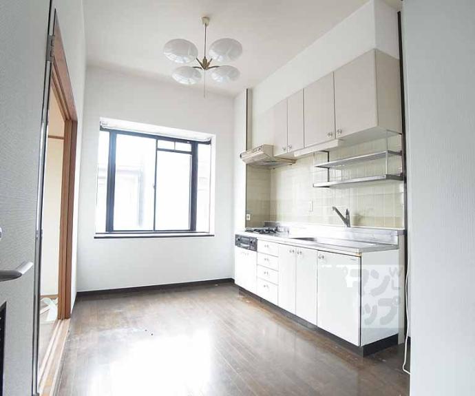 【Ｗｅｓｔ　Ｓｑｕａｒｅ】間取