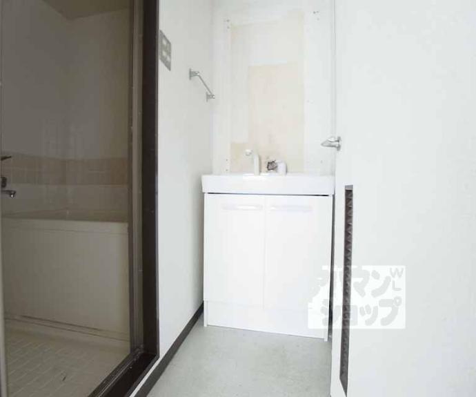 【Ｗｅｓｔ　Ｓｑｕａｒｅ】間取