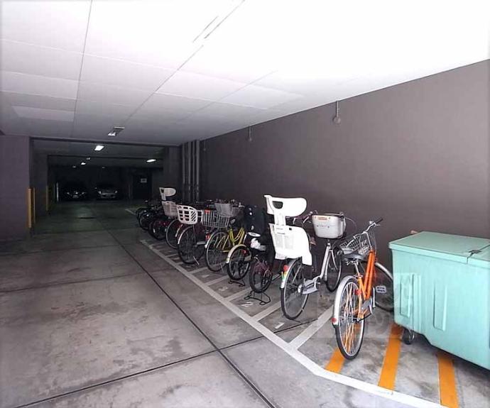 【ライオンズマンション室町三条】