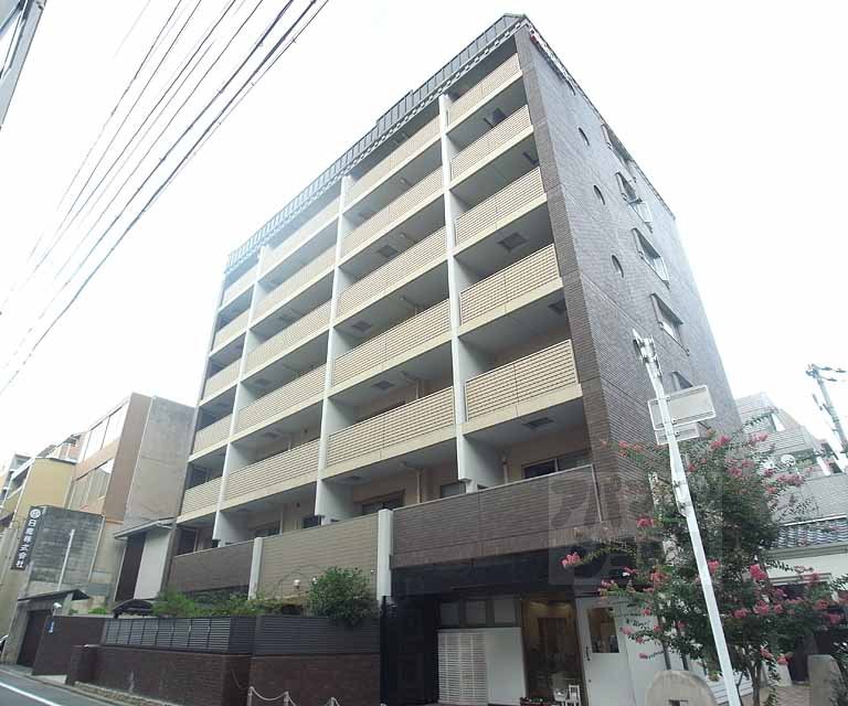コンフォール室町六角