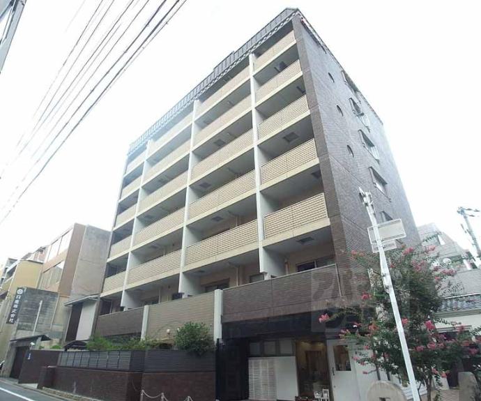 【コンフォール室町六角】間取