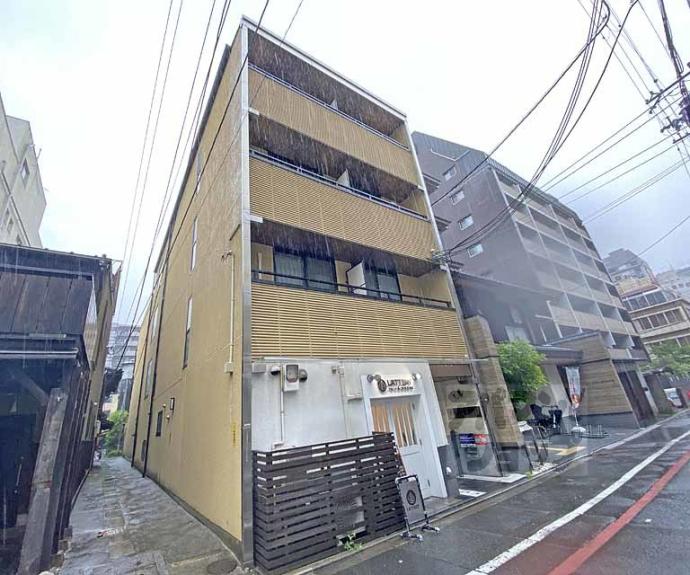 【エスカル2六角】間取