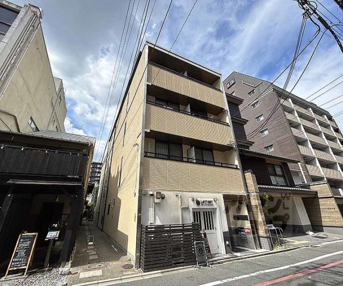 【エスカル2六角】間取