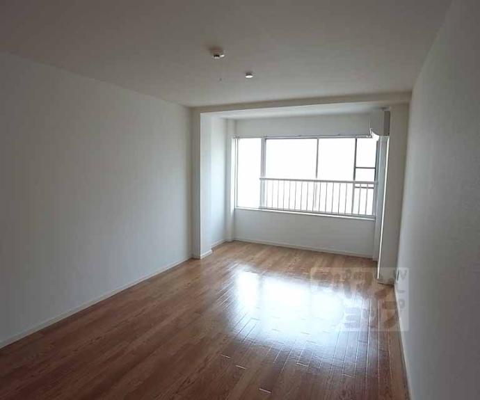 【富小路マンション】間取