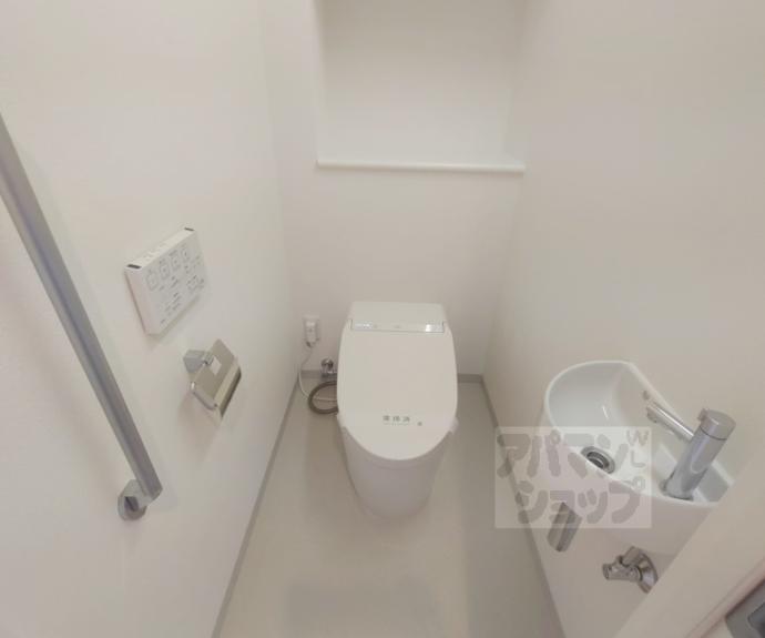 【アールヴェール河原町二条】間取