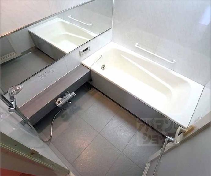 【グランクール河原町二条】間取