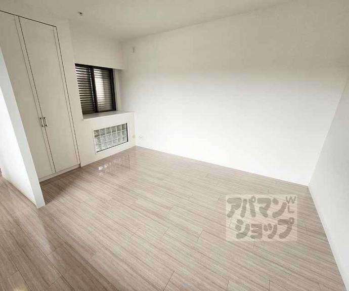 【グランクール河原町二条】間取