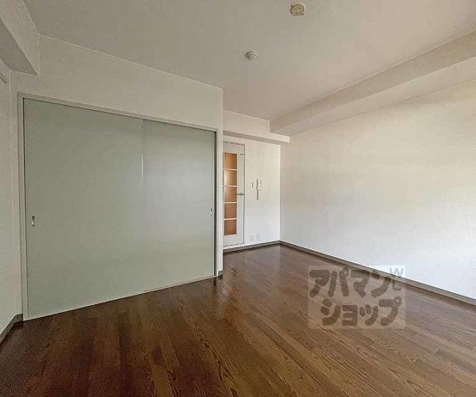 【シャルムーズ二条高倉】間取