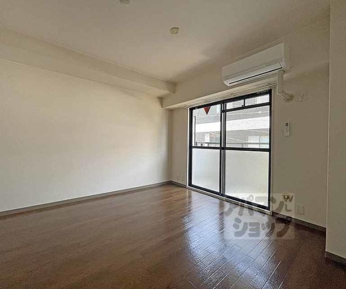 【シャルムーズ二条高倉】間取