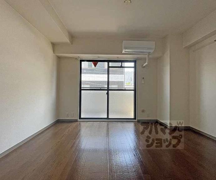 【シャルムーズ二条高倉】間取