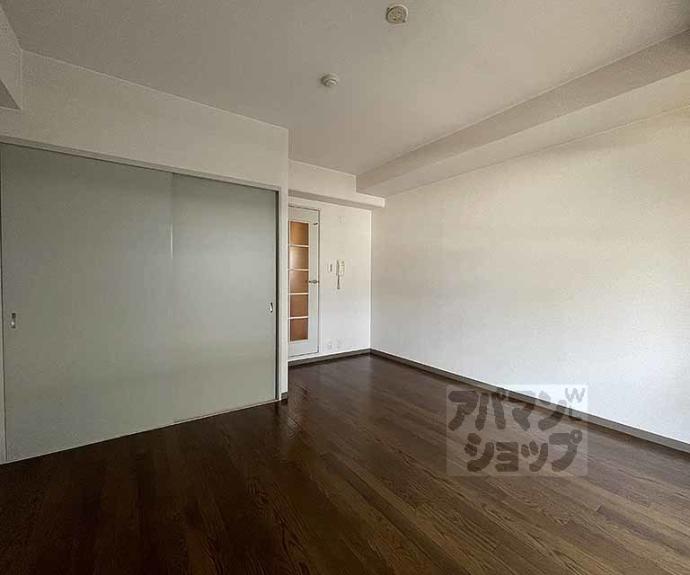 【シャルムーズ二条高倉】間取